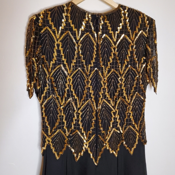 Golden Leaf Beaded and Sequin Black and Gold Flowy Short Sleeve Evening Dress - Picture 12 of 16
